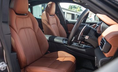 Maserati Levante S GranSport 12