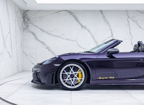 Porsche 718 Spyder RS 37