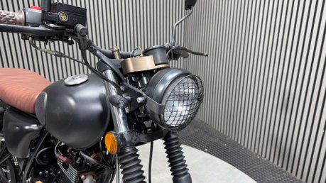 Mutt Mongrel 2020 ONLY 6K RUNNING CAFE RACER SCRAMBLER PROJECT BIKE 125CC 6