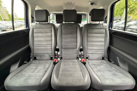Volkswagen Touran SEL TSI DSG AUTOMATIC - 7 SEATS - ADAPTIVE CRUISE -DEMO +1 OWNER -FVWSH 21