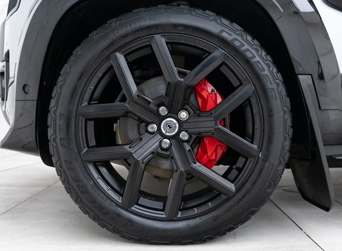 Land Rover Defender 110 D300 HSE Hard Top URBAN 20