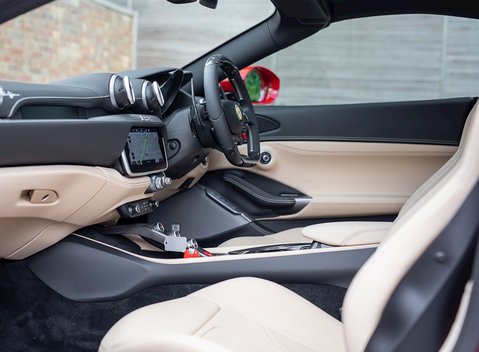 Ferrari Portofino 16