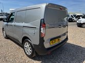 Ford Transit Courier SWB L1H1 Low Roof Limited Air Con Alloys Cruise Sensors EURO 6 10