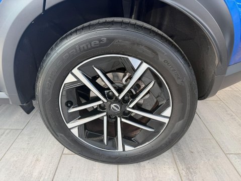 Nissan Juke 1.0 DIG-T N-Connecta Euro 6 (s/s) 5dr 13