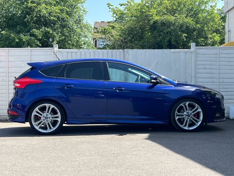 Ford Focus 2.0 TDCi ST-3 Hatchback 5dr Diesel Manual Euro 6 (s/s) (185 ps) 4