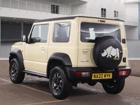 Suzuki Jimny SZ5 4