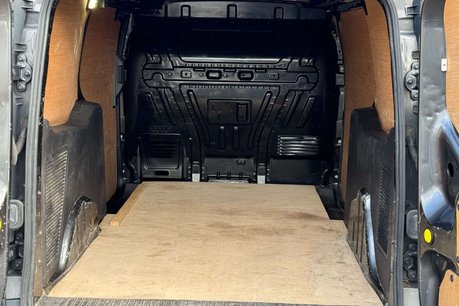 Ford Transit Connect 1.6 TDCi 240 Limited Panel Van 5dr Diesel Manual L2 H1 (128 g/km, 113 bhp) 45