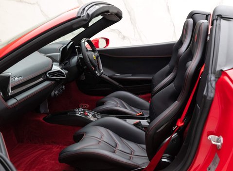 Ferrari 458 Spider 10