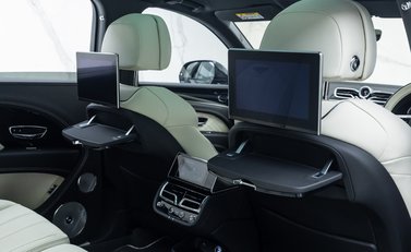 Bentley Bentayga V8 AZURE EWB First Edition 22