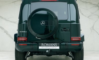 Mercedes-Benz G Class G400d AMG LINE PREMIUM PLUS 8