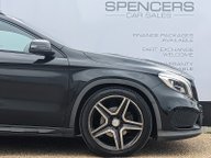 Mercedes-Benz GLA GLA200 CDI AMG Line 11