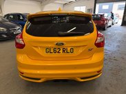 Ford Focus 2.0T EcoBoost ST-3 Euro 5 (s/s) 5dr 6