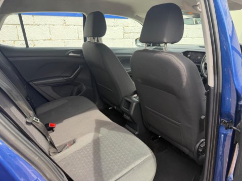 Volkswagen T-Cross 1.0 TSI SE Euro 6 (s/s) 5dr 37