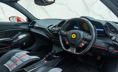 Ferrari 488 Pista 13