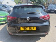 Renault Clio ICONIC TCE 21