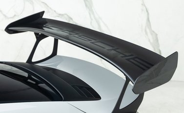 Porsche 911 GT3 RS Weissach (991.2) 32