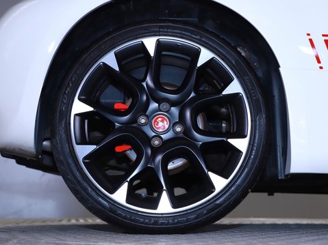 Abarth 595 1.4 T-Jet 180 Competizione 3dr 11