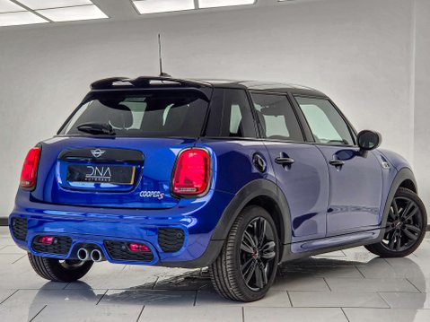 Mini Hatch 2.0 Cooper S Sport Hatchback 5dr Petrol Steptronic Euro 6 (s/s) (192 ps) 3