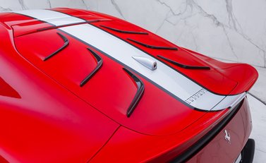 Ferrari 812 Competizione 45