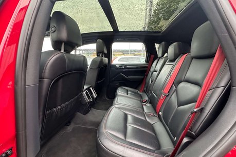 Porsche Cayenne 3.0 TD V6 SUV 5dr Diesel TiptronicS 4WD Euro 6 (s/s) (262 ps) 26