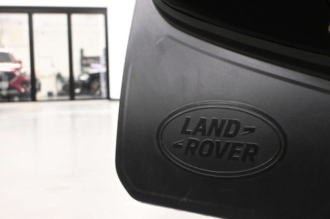 Land Rover Defender 3.0 Defender X-Dynamic HSE D MHEV A 4WD 5dr 58