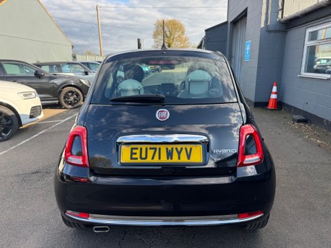 Fiat 500 DOLCEVITA MHEV 4
