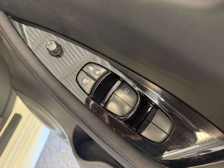 Nissan LEAF 40kWh Acenta Auto 5dr 15