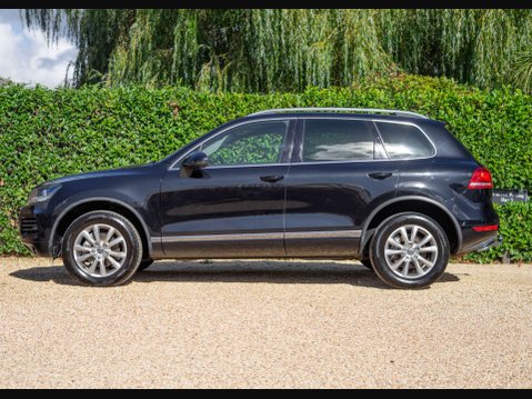 Volkswagen Touareg 3.0 Touareg SE V6 TDI BlueMotion Technology Auto 4WD 5dr 4