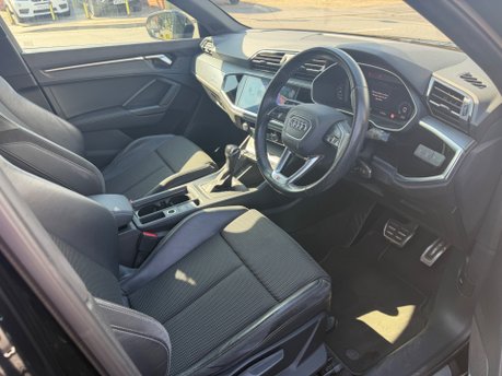 Audi Q3 TFSI S LINE MHEV 12