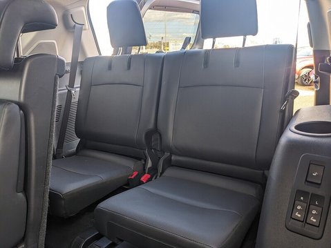 Toyota Land Cruiser D Invincible 28