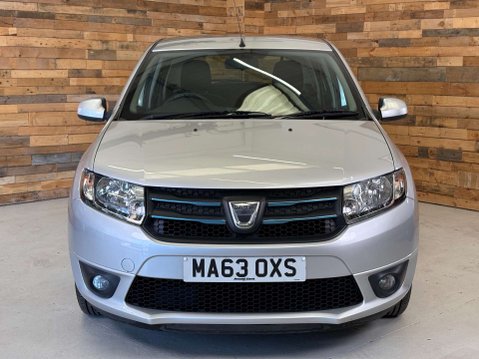 Dacia Sandero 1.5 dCi Laureate Hatchback 5dr Diesel Manual Euro 5 (90 ps)