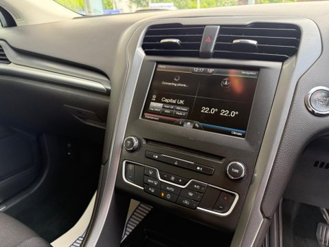 Ford Mondeo 2.0 TDCi Titanium Euro 6 (s/s) 5dr 29