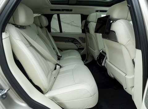 Land Rover Range Rover D350 First Edition 14