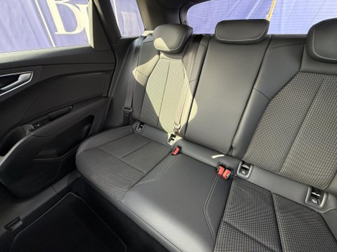 Audi Q4 40 S line SUV 5dr Electric Auto 82kWh (204 ps) 23