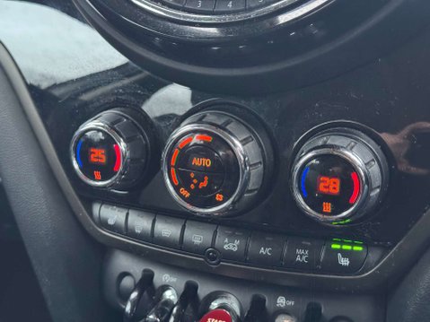 Mini Countryman 2.0 Countryman Cooper D 5dr 29