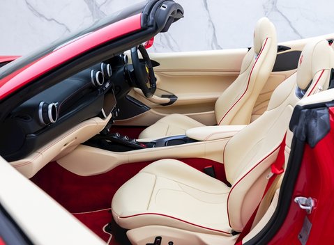 Ferrari Portofino 16