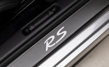 Porsche 911 (997) GT2 RS 18