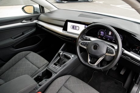Volkswagen Golf LIFE TSI