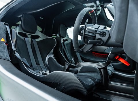McLaren 620R 15