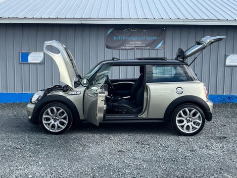 Mini Hatch 1.6 Cooper S Euro 4 3dr 14