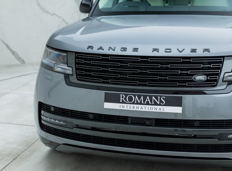 Land Rover Range Rover P550e Autobiography 33