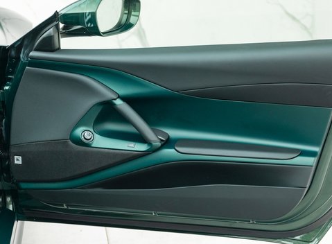 Ferrari 812 Superfast 23