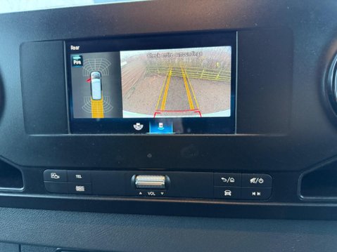 Mercedes-Benz Sprinter 2.0 315 CDI Progressive RWD L3 H2 Euro 6 (s/s) 5dr 14