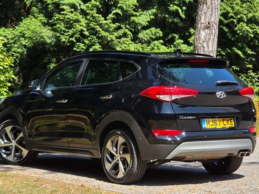 Hyundai TUCSON 2.0 Tucson Premium SE CRDi Auto 4WD 5dr 3