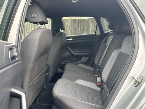 Volkswagen Polo R-LINE TSI DSG 19