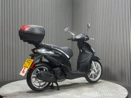 Piaggio Liberty 2021 1 OWNER ONLY 1200 MILES TOP BOX 125CC SCOOTER BIKE 4