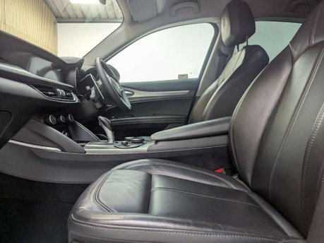 Alfa Romeo Stelvio 2.1 Stelvio Speciale TD AWD Auto 4WD 5dr 36