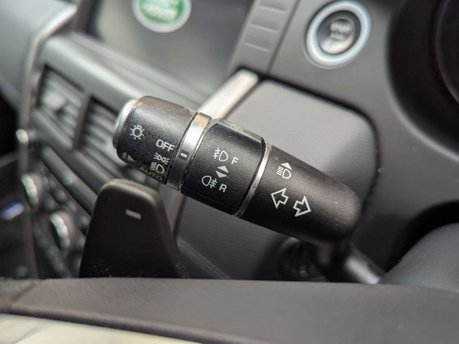 Land Rover Discovery Sport 2.0 Discovery Sport Dynamic Luxury HSE SD4 Auto 4WD 5dr 63