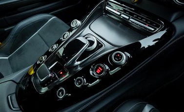 Mercedes-Benz AMG GT R Premium 19