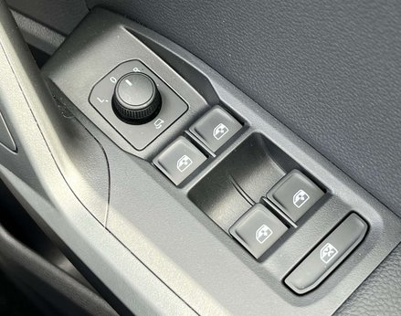 SEAT Arona 1.0 Arona Xperience Lux EcoTSI Semi-Auto 5dr 69